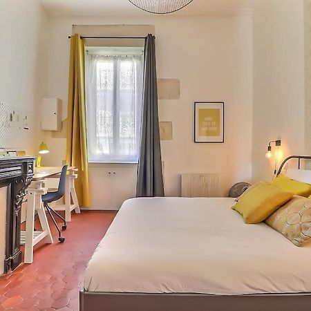 Le Yellow - Central - Climatise Nimes Exterior photo